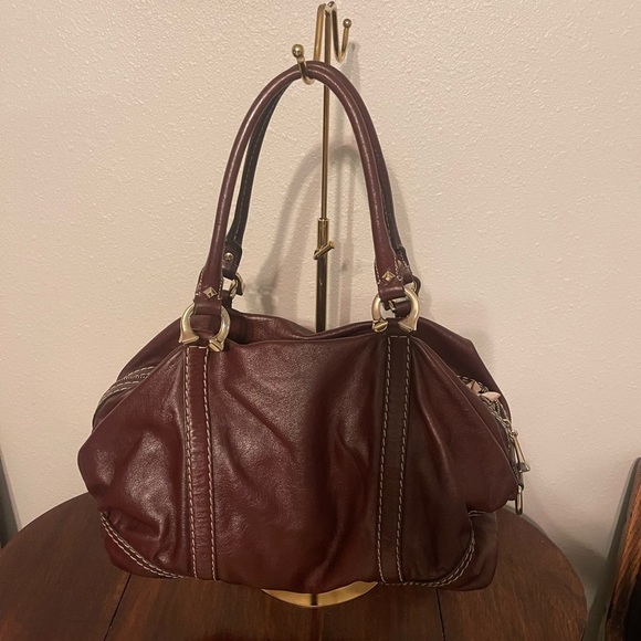 Gucci Handbags - Gucci calfskin horsebit Leather Shoulder Bag